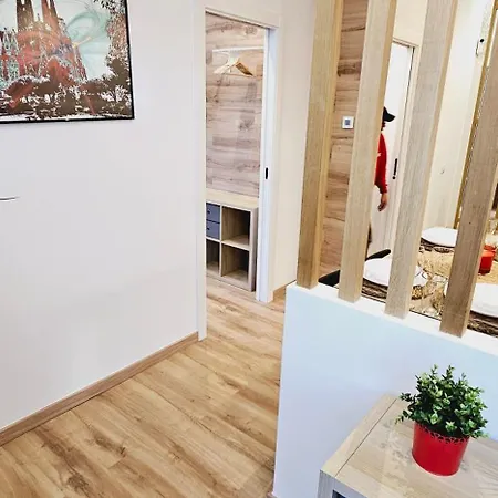 Gran Ideal Grupos Muy Cerca Barcelona Appartement *